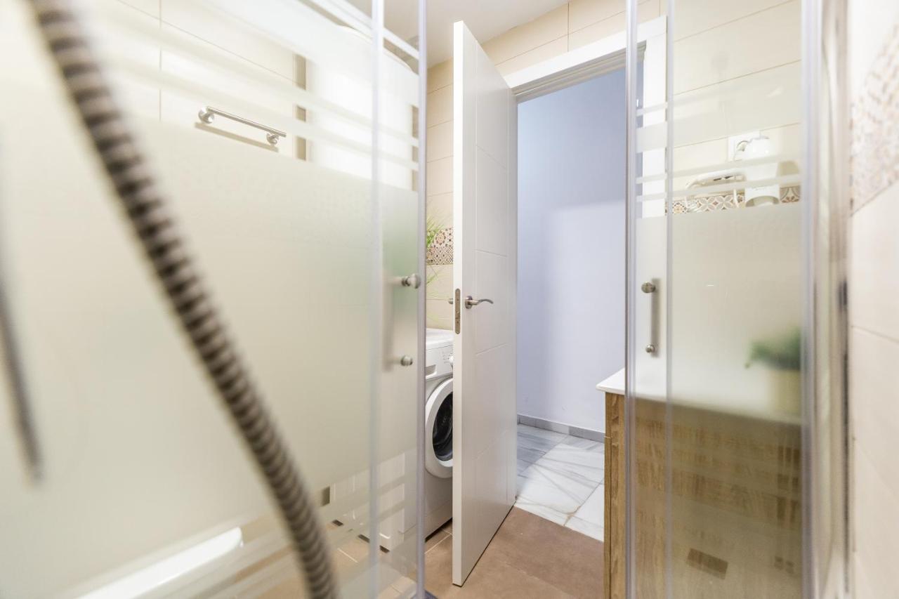 Apartamentos Centro Marmoles - Malaga — Photos 3